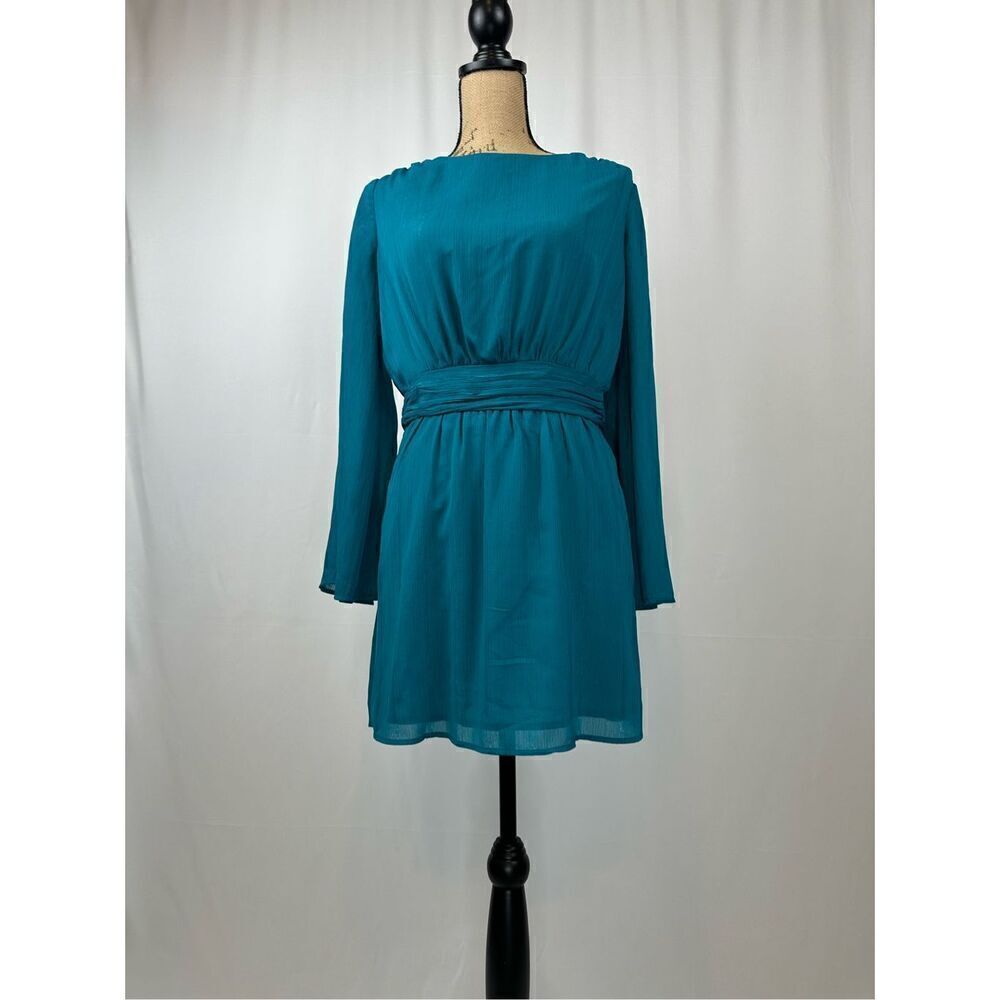 Jessica Simpson Women’s Long Sleeve Amelia XS Dress